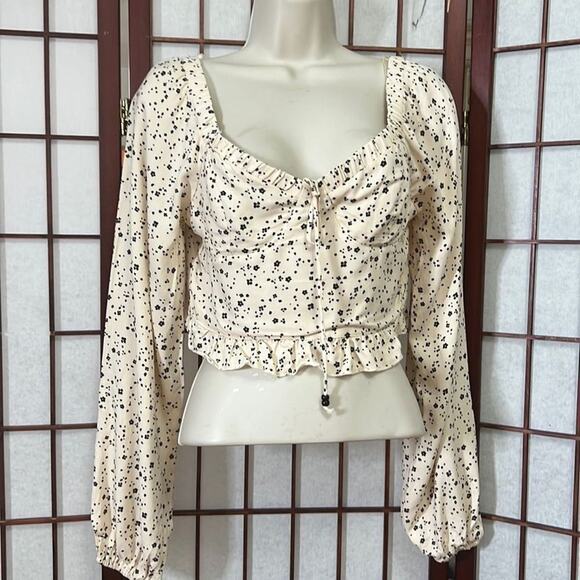 URBAN ROMANTICS‎ CROP TOP SIZE L - Picture 1 of 5